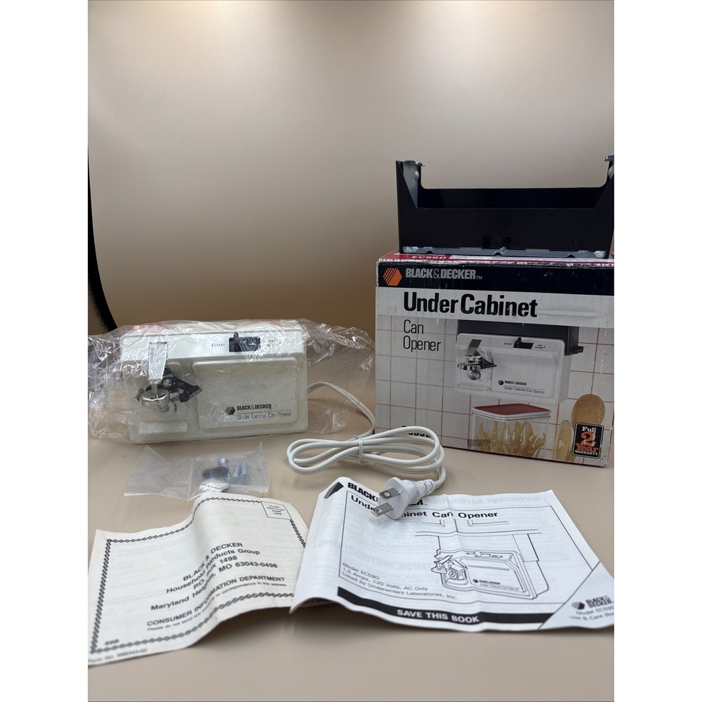 Black & Decker EC59D Under Cabinet Can Opener New Open Box